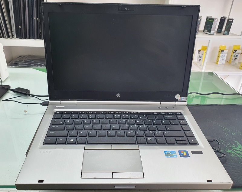 HP EliteBook 8460p i5