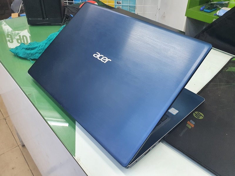 Laptop Acer Swift 3 SF315-51